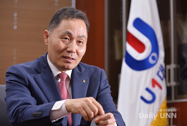 [특별대담] 채훈관 충북지역총장협의회장 “대학 위기 극복하려면 자생력 고민해야”